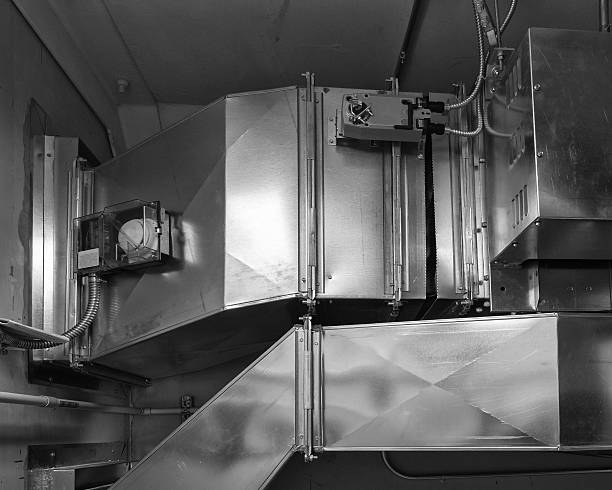 Fire damper in a ventilation system